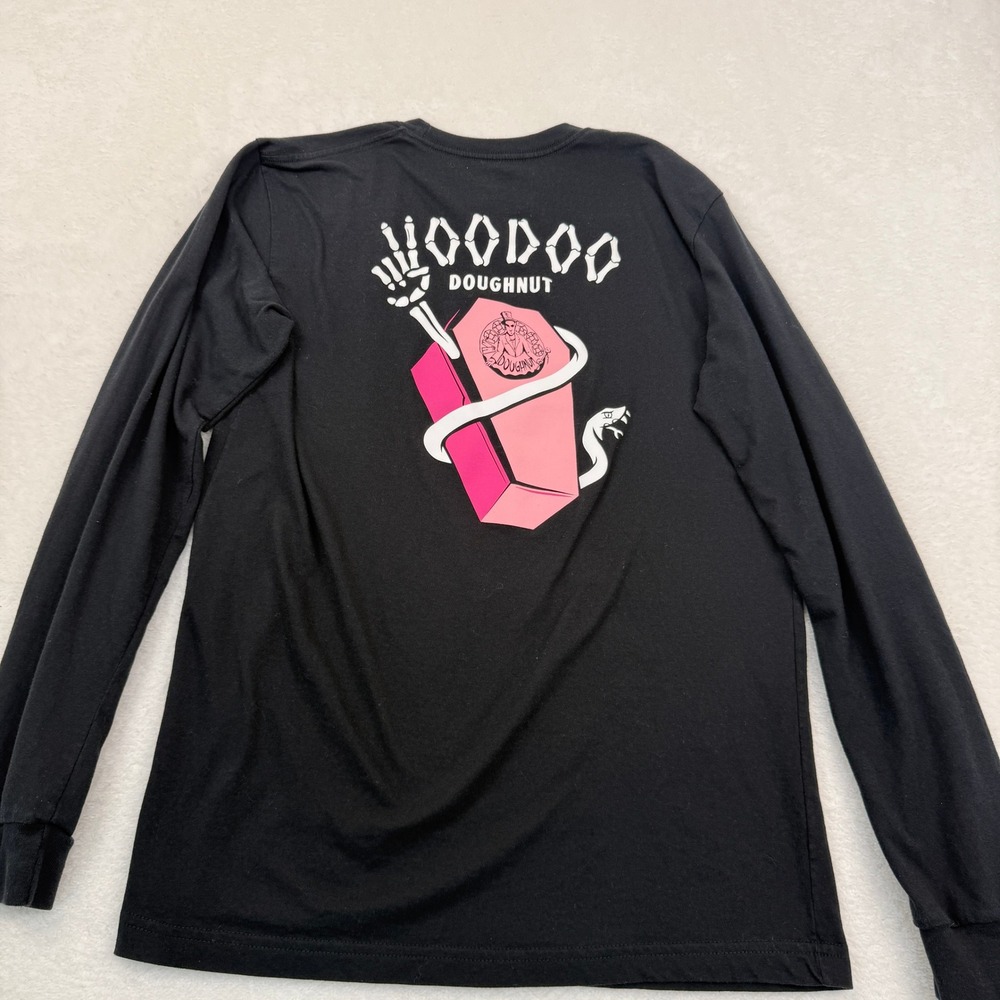 Voodoo Doughnut Graphic Long Sleeve T Shirt Mens Unisex Medium Black Goth Grunge